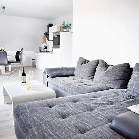 公寓 In Mit Terrasse Und Grill Mönkebude